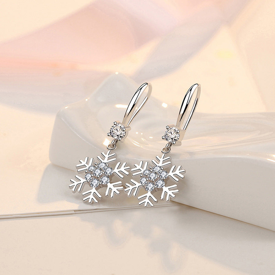 Snowflake Earrings With Rhinestones