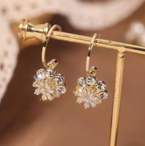 New Flower Short Earrings