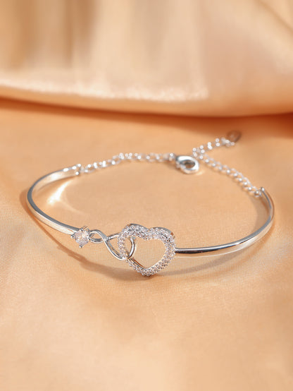 Chain Hollowed Heart Shape Bracelet Elegant